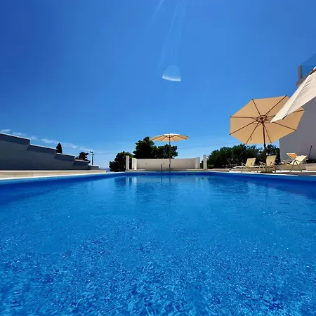Villa 6Bedrooms Sumartin Villa *